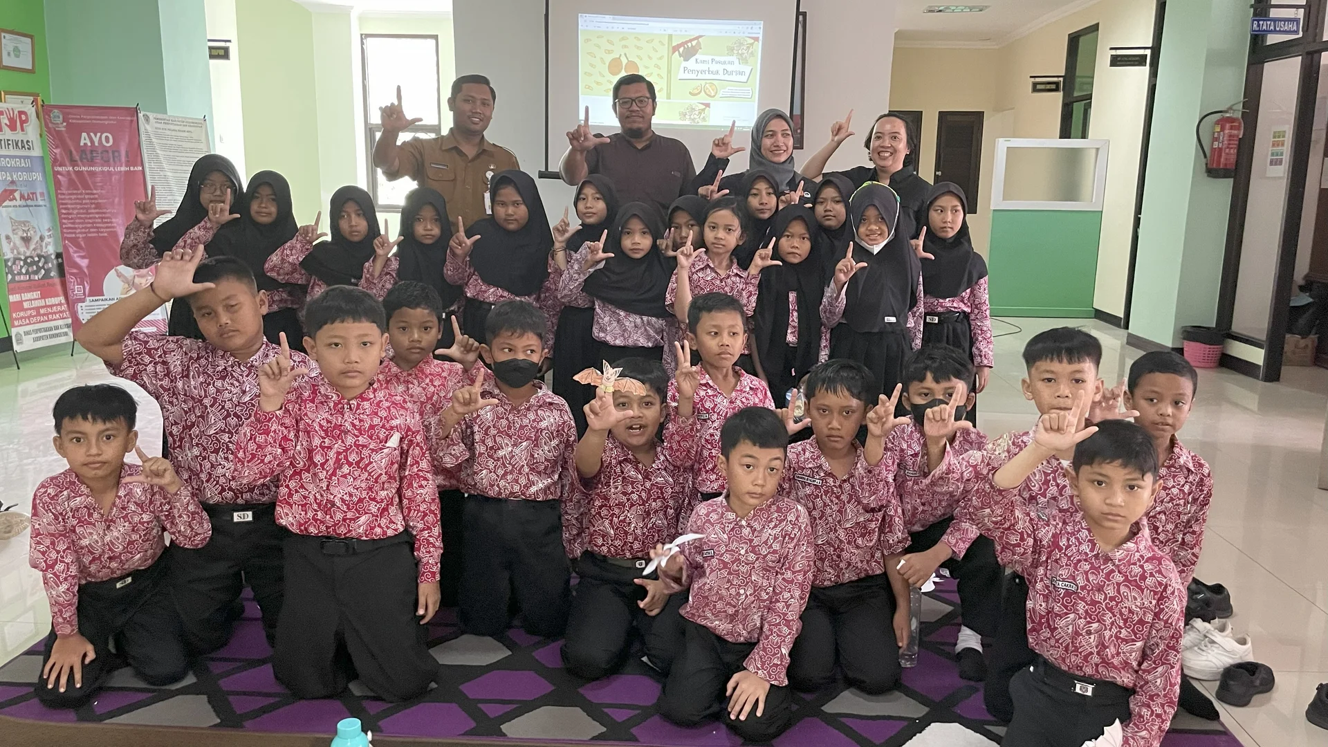 Material Edukasi & Penjangkauan